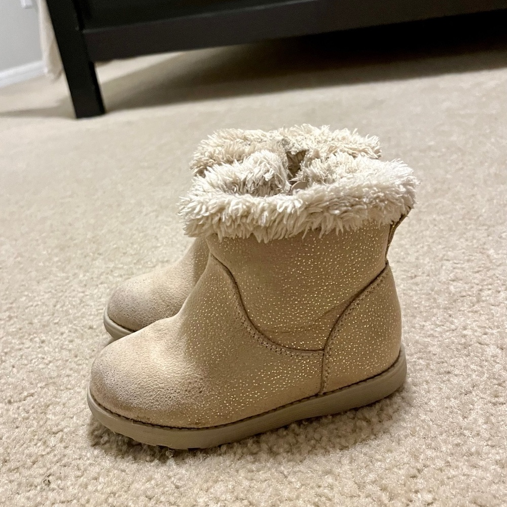 Cat & Jack girls winter boots